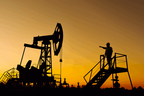 Oil Prices Slip as IEA Sees Higher Supply Ahead of Trump-Putin Meet Oil_Prices_Slip_as_IEA_Sees_Higher_Supply_Ahead_of_Trump_Putin_Meet