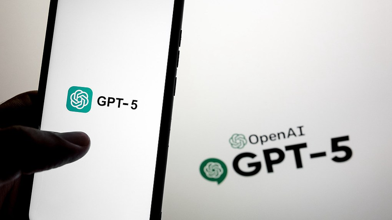 OpenAI Unveils GPT-5 as AI Race Heats Up OpenAI_Unveils_GPT_5_as_AI_Race_Heats_Up