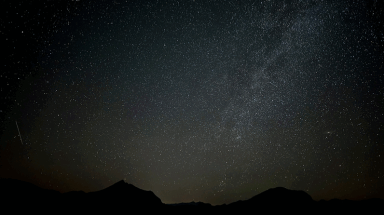 Perseid_Meteor_Shower_Peaks_Tonight__Up_to_100_Meteors_per_Hour_ video poster