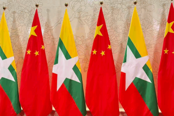 President Xi Jinping Meets Myanmar’s Acting President in Tianjin President_Xi_Jinping_Meets_Myanmar_s_Acting_President_in_Tianjin
