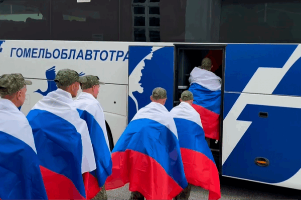 Russia and Ukraine Swap Prisoners in UAE-Mediated Exchange Russia_and_Ukraine_Swap_Prisoners_in_UAE_Mediated_Exchange