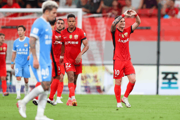 Shanghai Port Roar to 4-1 Win Over Henan, Claim Top Spot Shanghai_Port_Roar_to_4_1_Win_Over_Henan__Claim_Top_Spot