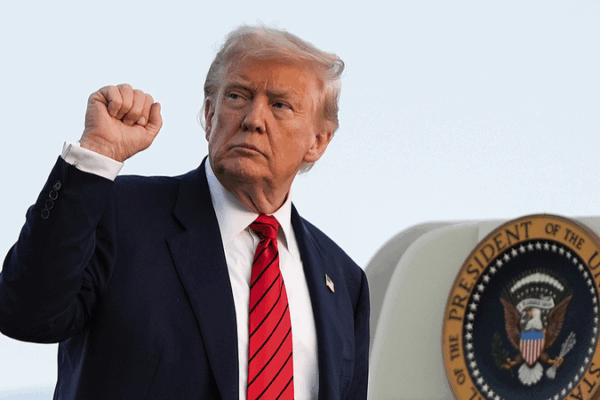 Trump Threatens Higher Tariffs on Indian Goods Over Russian Oil Trump_Threatens_Higher_Tariffs_on_Indian_Goods_Over_Russian_Oil