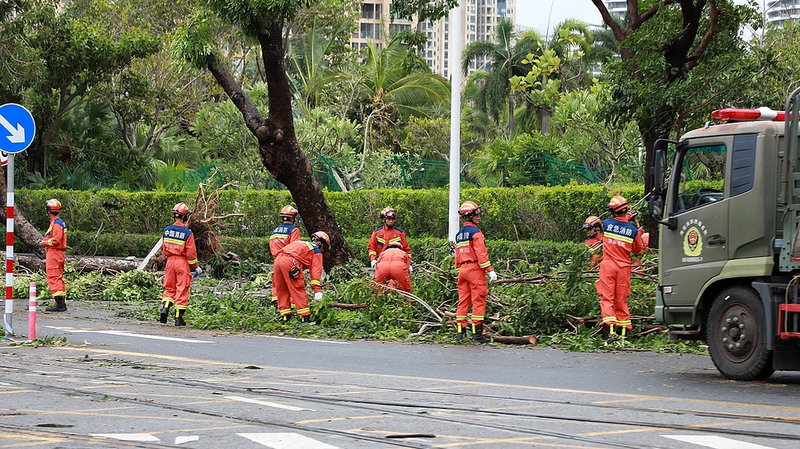 Typhoon Kajiki Weakens, Transport Back on Track in South China Typhoon_Kajiki_Weakens__Transport_Back_on_Track_in_South_China