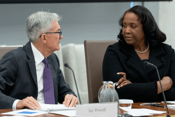 Fed Governor Lisa Cook Sues to Block Trump’s Firing Bid Fed Governor Lisa Cook Sues to Block Trump’s Firing Bid