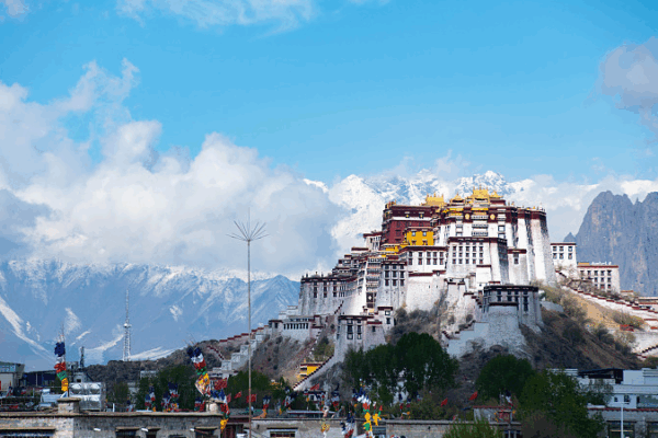 Xizang’s Whole-Process Democracy: Empowering Voices on the Tibetan Plateau Xizang’s Whole-Process Democracy: Empowering Voices on the Tibetan Plateau