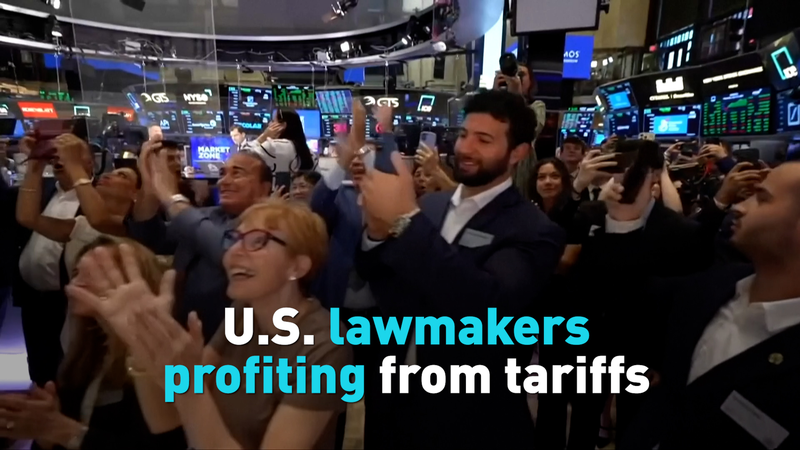 U_S__Lawmakers_Cash_In_While_Tariffs_Drive_Up_Prices video poster