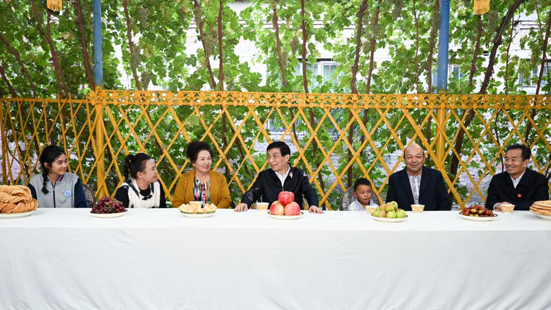 0ZK1IMOX3TG1JKP2MOFZ - News for amigos, by amigos Central Delegation Explores Schools and Villages in Xinjiang’s Korla