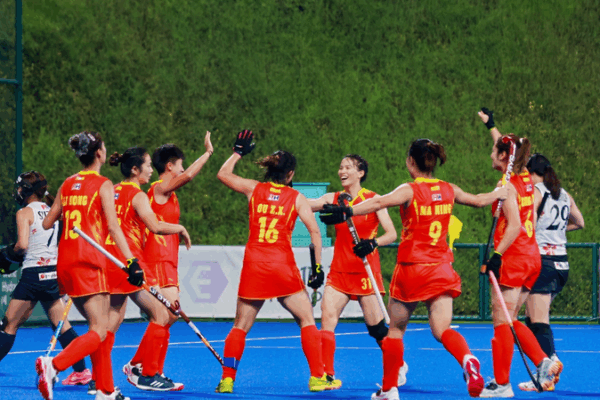 China Beat Japan 2-0 in Super 4s Opener at Women’s Asia Hockey Cup China Beat Japan 2-0 in Super 4s Opener at Women’s Asia Hockey Cup