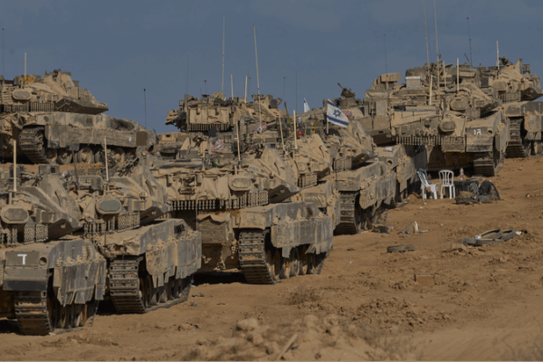 31 Killed in Israeli Strikes as Tanks Advance in Gaza City 31_Killed_in_Israeli_Strikes_as_Tanks_Advance_in_Gaza_City