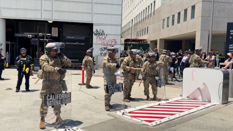 3ASKOXRR2UMPFG5MIM9V - News for amigos, by amigos Judge Rules Trump’s LA Guard Deployment Illegal; White House Appeals video poster