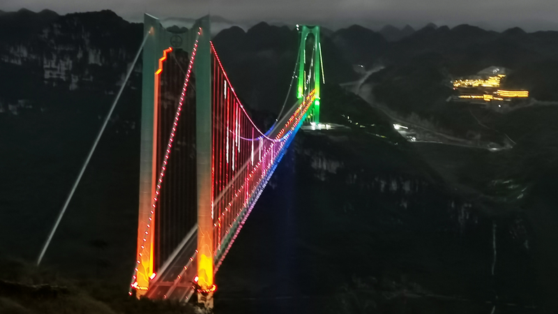 Guizhou’s Huajiang Canyon Bridge Shines with Dazzling Night Lights