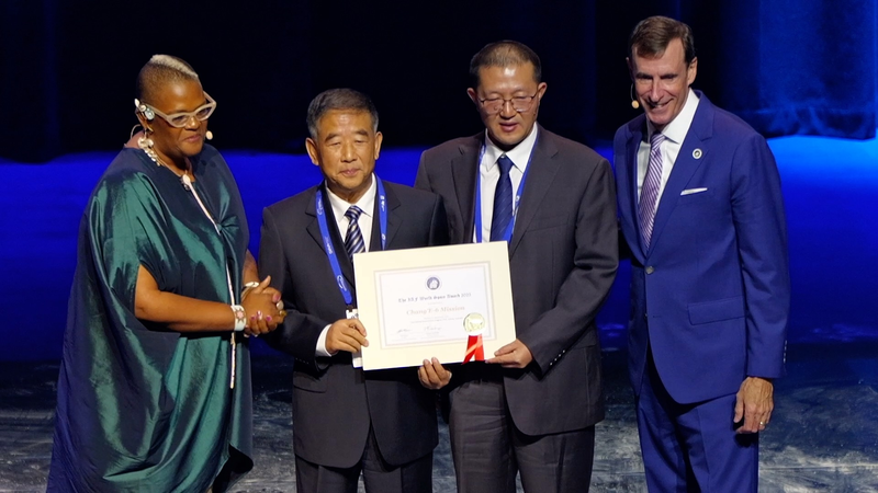 Chang_e_6_Team_from_the_Chinese_Mainland_Wins_2025_IAF_World_Space_Award video poster