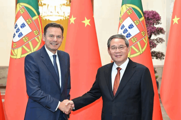 China and Portugal Unite to Safeguard Free Trade in 20-Year Partnership China_and_Portugal_Unite_to_Safeguard_Free_Trade_in_20_Year_Partnership