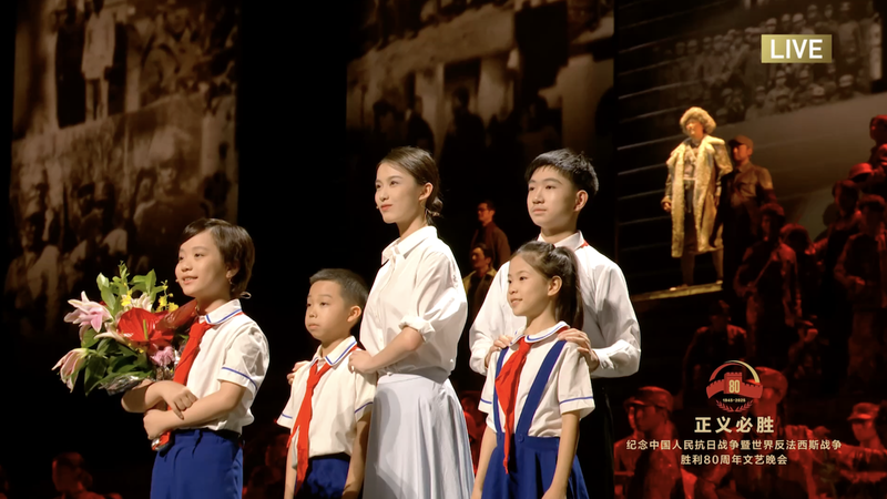 Echoes_of_Your_Dream_Lights_Up_V_Day_Gala_in_Beijing_poster - News for amigos, by amigos Echoes_of_Your_Dream_Lights_Up_V_Day_Gala_in_Beijing video poster