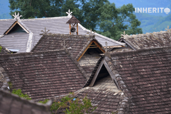 Ethnic Roof Art on Jingmai Mountain: Blang & Dai Tea Stories Ethnic_Roof_Art_on_Jingmai_Mountain__Blang___Dai_Tea_Stories