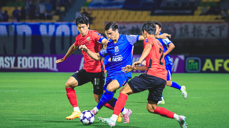Gangwon_stun_Shanghai_Shenhua_2_1_for_historic_ACL_win