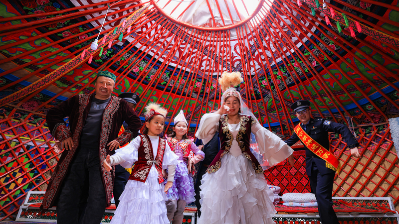 How Ethnic Unity is Shaping a Prosperous Xinjiang How_Ethnic_Unity_is_Shaping_a_Prosperous_Xinjiang