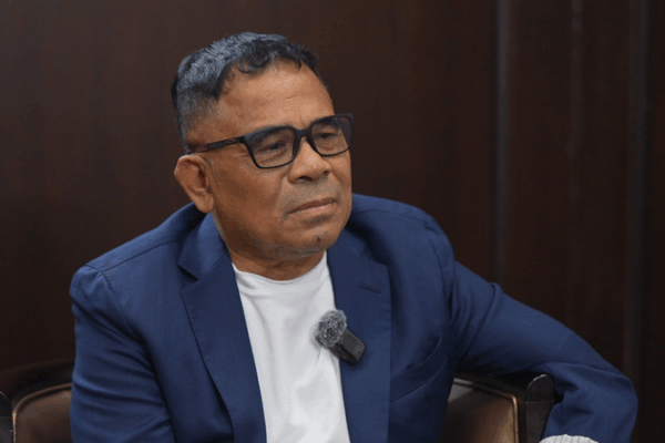 Indonesian Director Declares Hollywood No.1 No More Indonesian_Director_Declares_Hollywood_No_1_No_More video poster