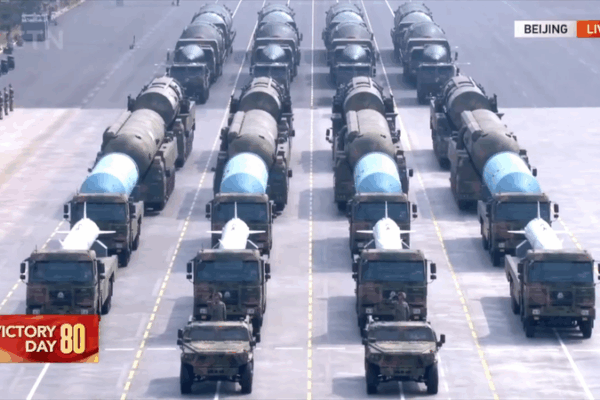 Inside the Chinese mainland’s New Sword: Hypersonic & Nuclear Deterrent Inside_the_Chinese_mainland_s_New_Sword__Hypersonic___Nuclear_Deterrent video poster