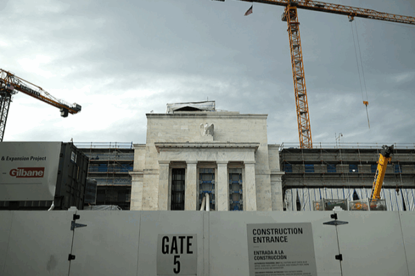 Is the Fed Truly Independent? The Wall Street Connection Is_the_Fed_Truly_Independent__The_Wall_Street_Connection