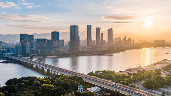 Live Tour: Fuzhou, City of Banyan Trees and Riverside Magic Live_Tour__Fuzhou__City_of_Banyan_Trees_and_Riverside_Magic video poster