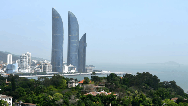 Live_Tour__Xiamen_s_Shimao_Strait_Towers_Set_Sail video poster