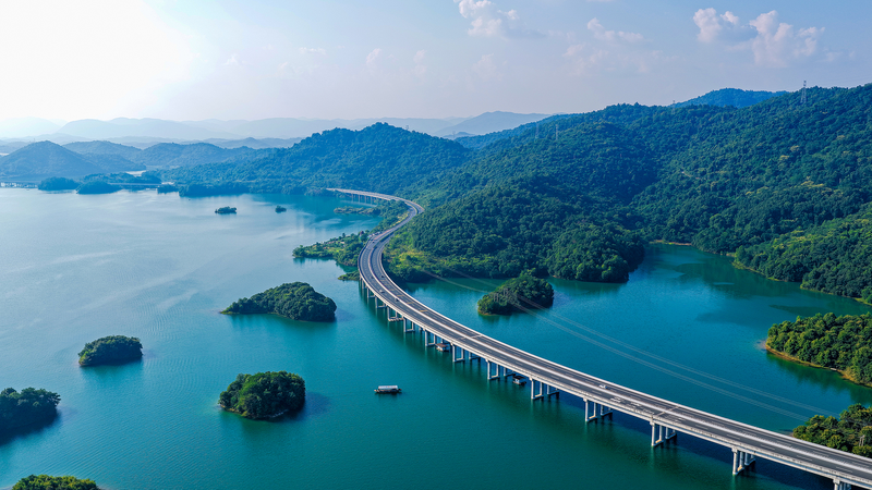 Discover Lushan West Sea’s Tranquil Beauty in Jiangxi Discover Lushan West Sea’s Tranquil Beauty in Jiangxi video poster