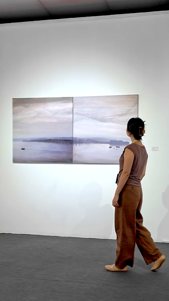 MV8F6739XZNFJUAQE3LB - News for amigos, by amigos Lucy’s Journey: Ocean Art Exhibition Unites 40 Artists Worldwide video poster