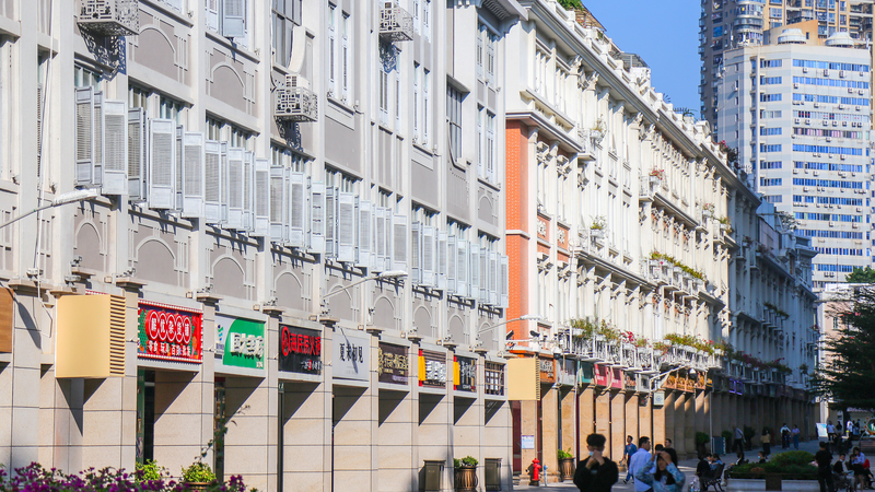 O7V18P5ZB10BMNRGS2PR - News for amigos, by amigos Xiamen’s Zhongshan Road: 1925 Arcade Vibes Meet Modern Snack Culture video poster