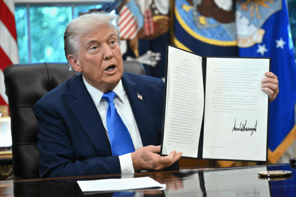 Trump’s H-1B Crackdown Shakes Up Indian IT Strategy Trump’s H-1B Crackdown Shakes Up Indian IT Strategy