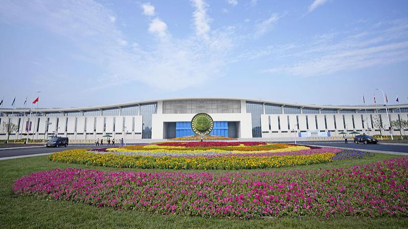 SCO Plus Meeting Kicks Off in Tianjin for Global Cooperation SCO_Plus_Meeting_Kicks_Off_in_Tianjin_for_Global_Cooperation video poster