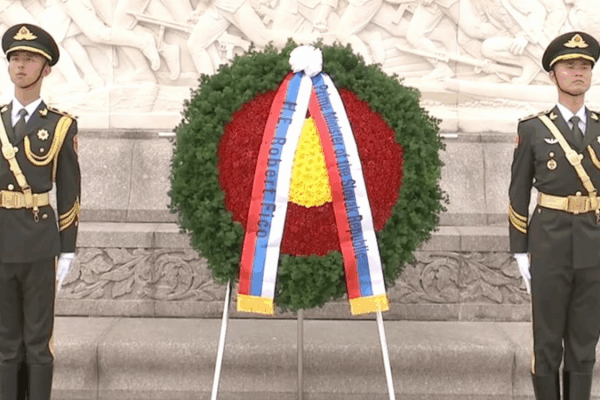 Slovak PM Fico Lays Wreath at Beijing’s People’s Heroes Monument Slovak_PM_Fico_Lays_Wreath_at_Beijing_s_People_s_Heroes_Monument video poster