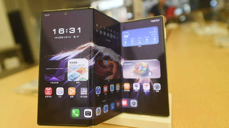 Huawei’s Mate XTs Trifold Debut: Kirin Chip Returns After Four Years Huawei’s Mate XTs Trifold Debut: Kirin Chip Returns After Four Years