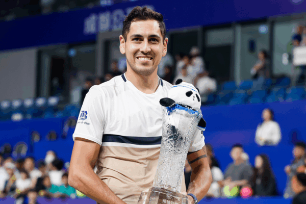 Tabilo Shocks Musetti to Claim Chengdu Open Title Tabilo_Shocks_Musetti_to_Claim_Chengdu_Open_Title
