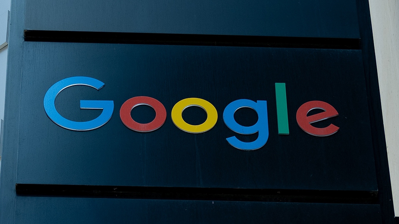 Trump_Threatens_Tariffs_After_EU_s__3_5B_Google_Fine - News for amigos, by amigos Trump_Threatens_Tariffs_After_EU_s__3_5B_Google_Fine