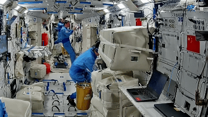 Shenzhou-20 Crew Gears Up for 4th Spacewalk on China’s Station 🚀 Shenzhou-20 Crew Gears Up for 4th Spacewalk on China's Station 🚀