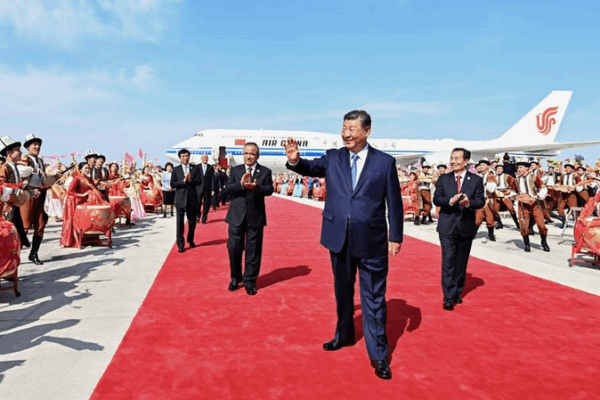 Xi Jinping Calls for Socialist Modern Xinjiang: Unity, Prosperity & Eco-Harmony Xi_Jinping_Calls_for_Socialist_Modern_Xinjiang__Unity__Prosperity___Eco_Harmony