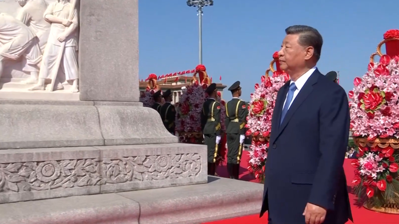 Xi_Jinping_Honors_Heroes_at_Beijing_Monument_on_Martyrs__Day video poster