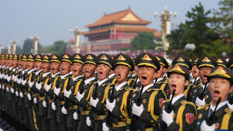 Xi_Jinping_Honors_Troops_at_80th_Victory_Parade - News for amigos, by amigos Xi_Jinping_Honors_Troops_at_80th_Victory_Parade