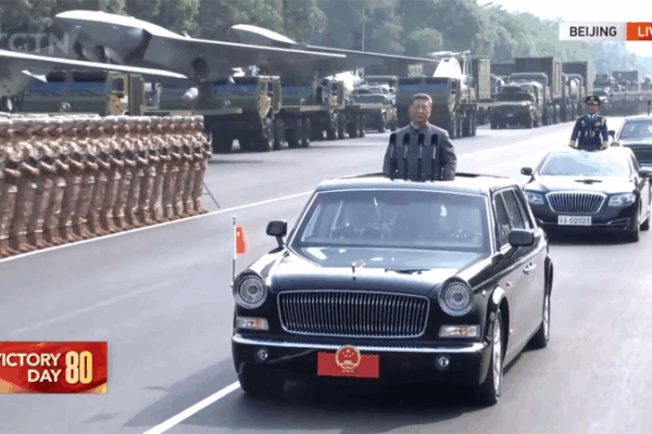 Xi Jinping Salutes Troops on Chang’an Avenue for 80th WWII Victory Xi_Jinping_Salutes_Troops_on_Chang_an_Avenue_for_80th_WWII_Victory video poster