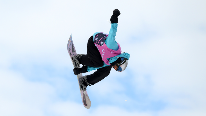 Su Yiming Stuns with World’s First Back-to-Back 1980s Su Yiming Stuns with World’s First Back-to-Back 1980s