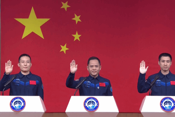 Shenzhou-21 Taikonauts Get an Epic Send-Off at Jiuquan 🚀 video poster