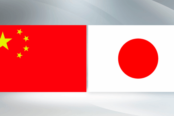 Xi Meets Japan’s PM Takaichi in Gyeongju Xi Meets Japan’s PM Takaichi in Gyeongju