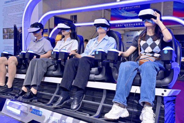 China’s 10,000+ VR Companies Supercharge the Virtual Reality Boom China’s 10,000+ VR Companies Supercharge the Virtual Reality Boom