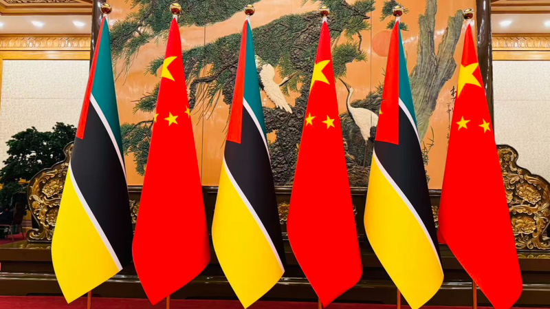 8GYXUB8TRUI7GS0WBEUK - News for amigos, by amigos Xi Jinping Meets Mozambican PM at Global Women’s Summit