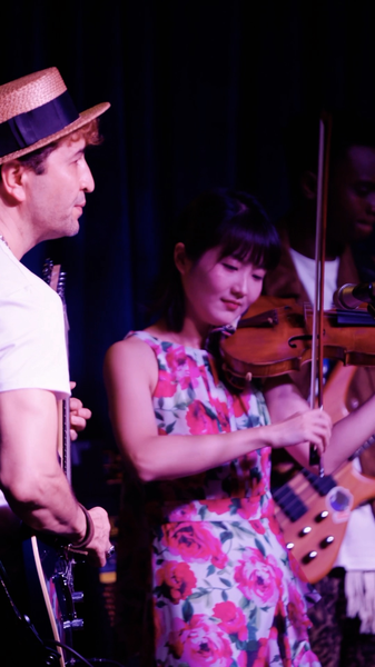 97JDOCT4JJRYV2GKOU48 - News for amigos, by amigos When Classical Meets Jazz: Chengdu’s Surprise Flash Mob video poster