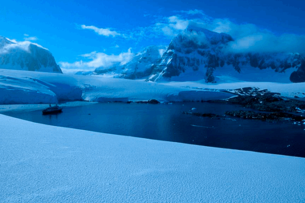 Antarctic Methane Seeps Surge: A Hidden Climate Alarm Antarctic_Methane_Seeps_Surge__A_Hidden_Climate_Alarm