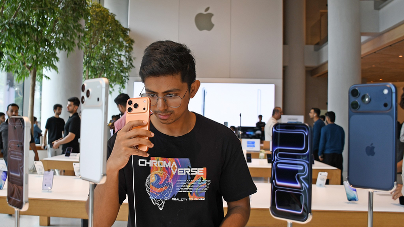 Apple_Urges_India_to_Tweak_Tax_Law_to_Boost_iPhone_Expansion - News for amigos, by amigos Apple_Urges_India_to_Tweak_Tax_Law_to_Boost_iPhone_Expansion