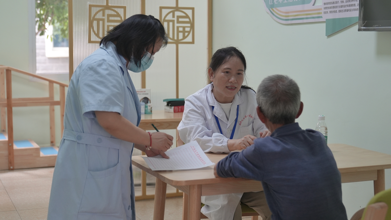 China Boosts Grassroots Healthcare: From Dialysis to Telemedicine China_Boosts_Grassroots_Healthcare__From_Dialysis_to_Telemedicine
